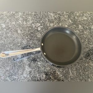 All-Clad 9” D3 Tri-Ply Stainless-Steel Nonstick Fry Pan